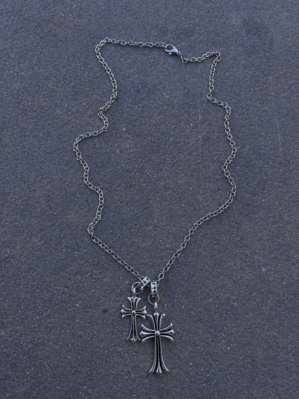 Chrome Crosses Chain V2