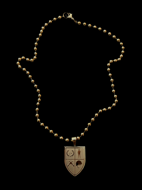 Cc Shield Chain Gold