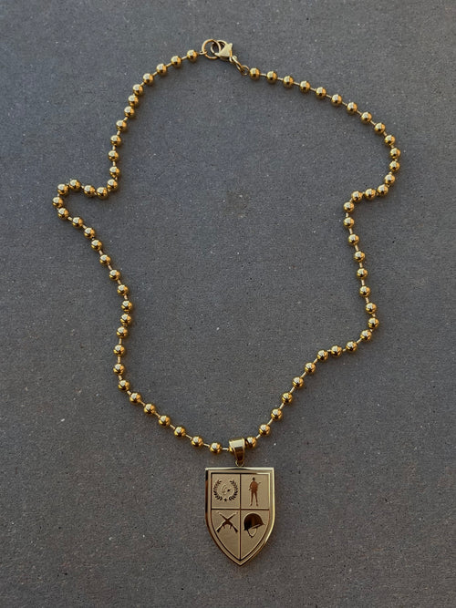 Cc Shield Chain Gold